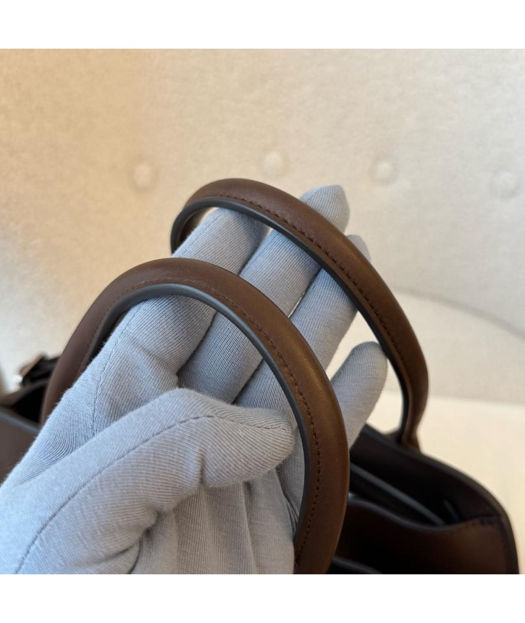 THE ROW Коричневая кожаная сумка через плечо, фото 5