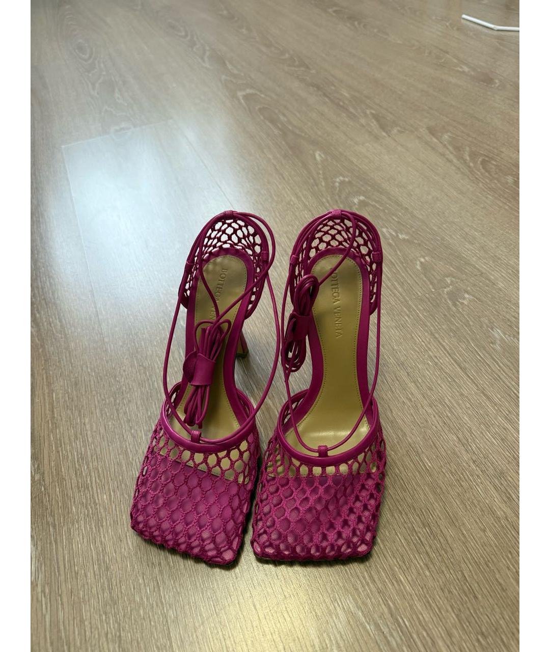 BOTTEGA VENETA Фуксия кожаные босоножки, фото 2