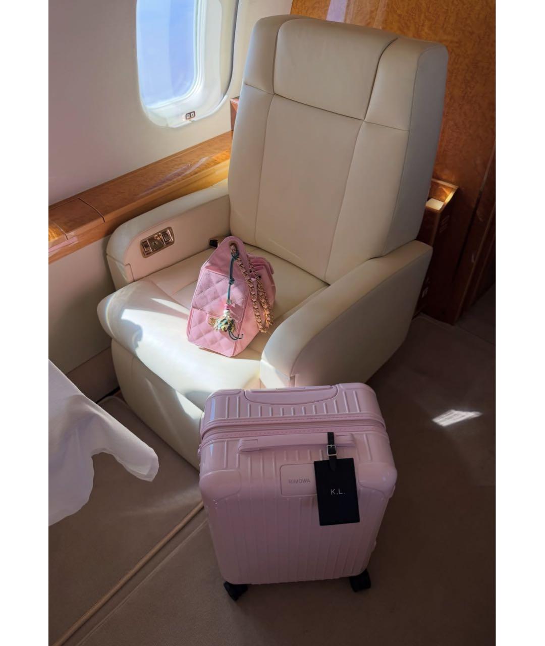 Rimowa Розовый чемодан, фото 6