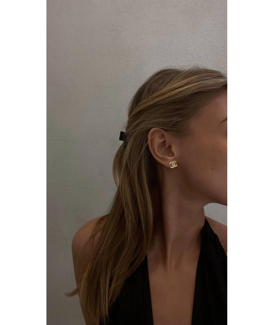 CHANEL Золотые металлические серьги, фото 5