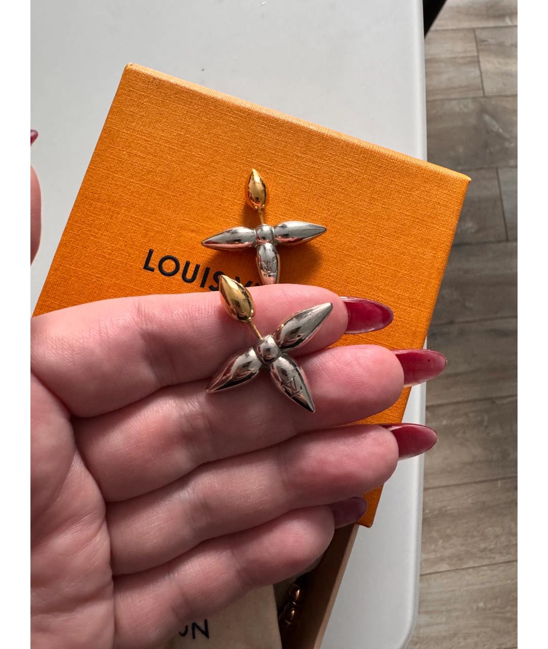 LOUIS VUITTON Золотые металлические серьги, фото 2