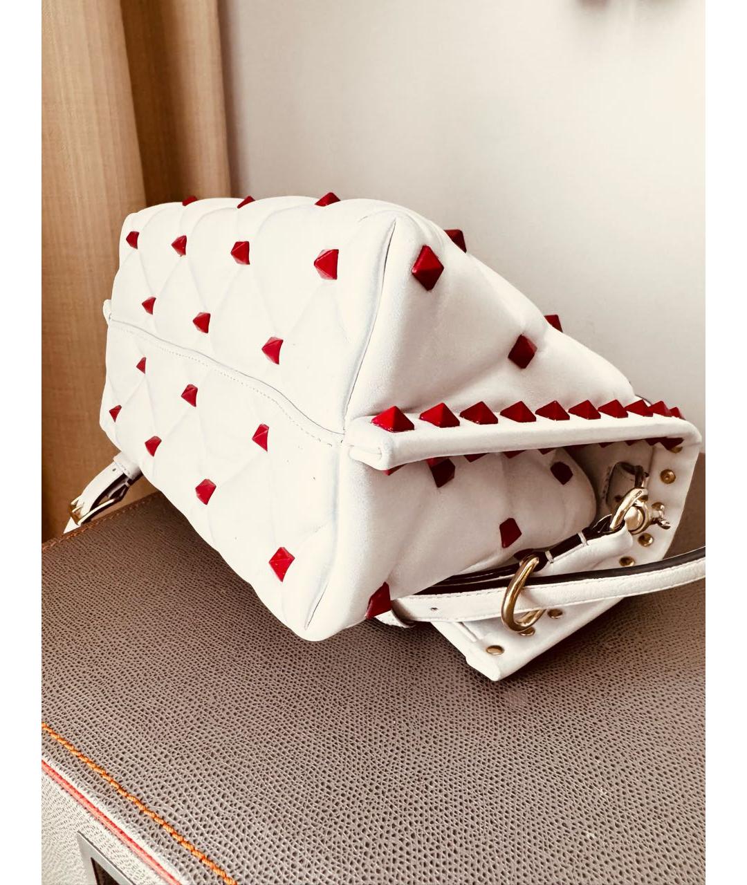 VALENTINO Белая кожаная сумка через плечо, фото 7