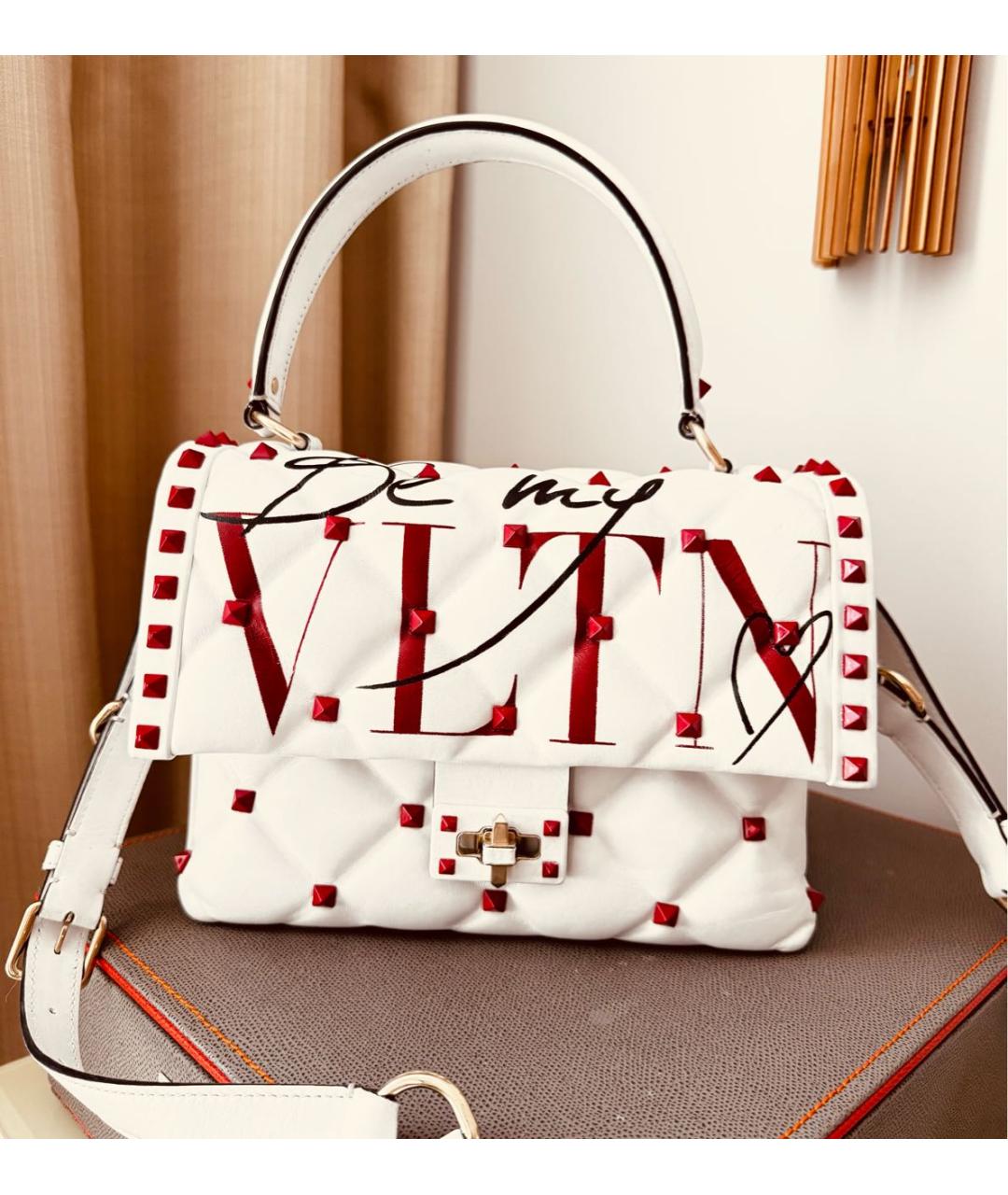 VALENTINO Белая кожаная сумка через плечо, фото 9