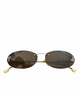 FENDI Солнцезащитные очки