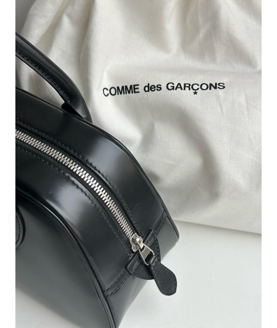 COMME DES GARÇONS Черная сумка с короткими ручками из лакированной кожи, фото 5