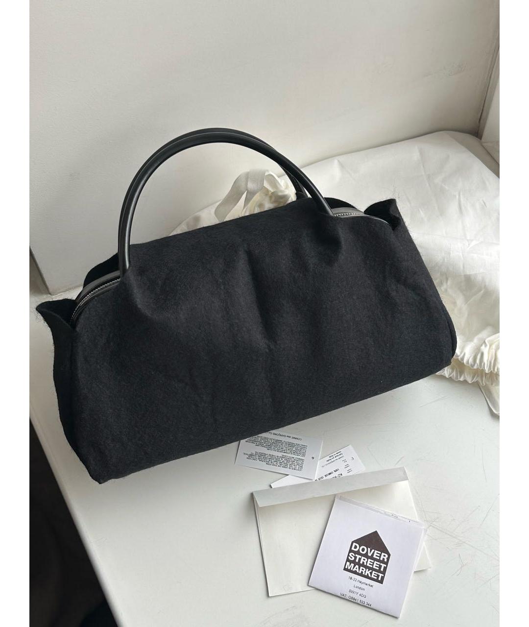 COMME DES GARÇONS Черная сумка с короткими ручками из лакированной кожи, фото 7