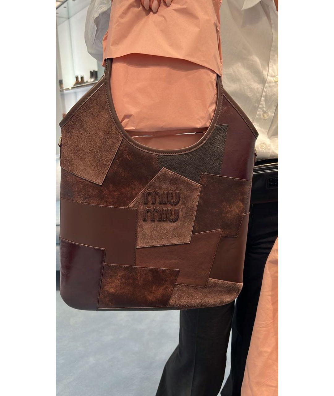 MIU MIU Коричневая кожаная сумка тоут, фото 2