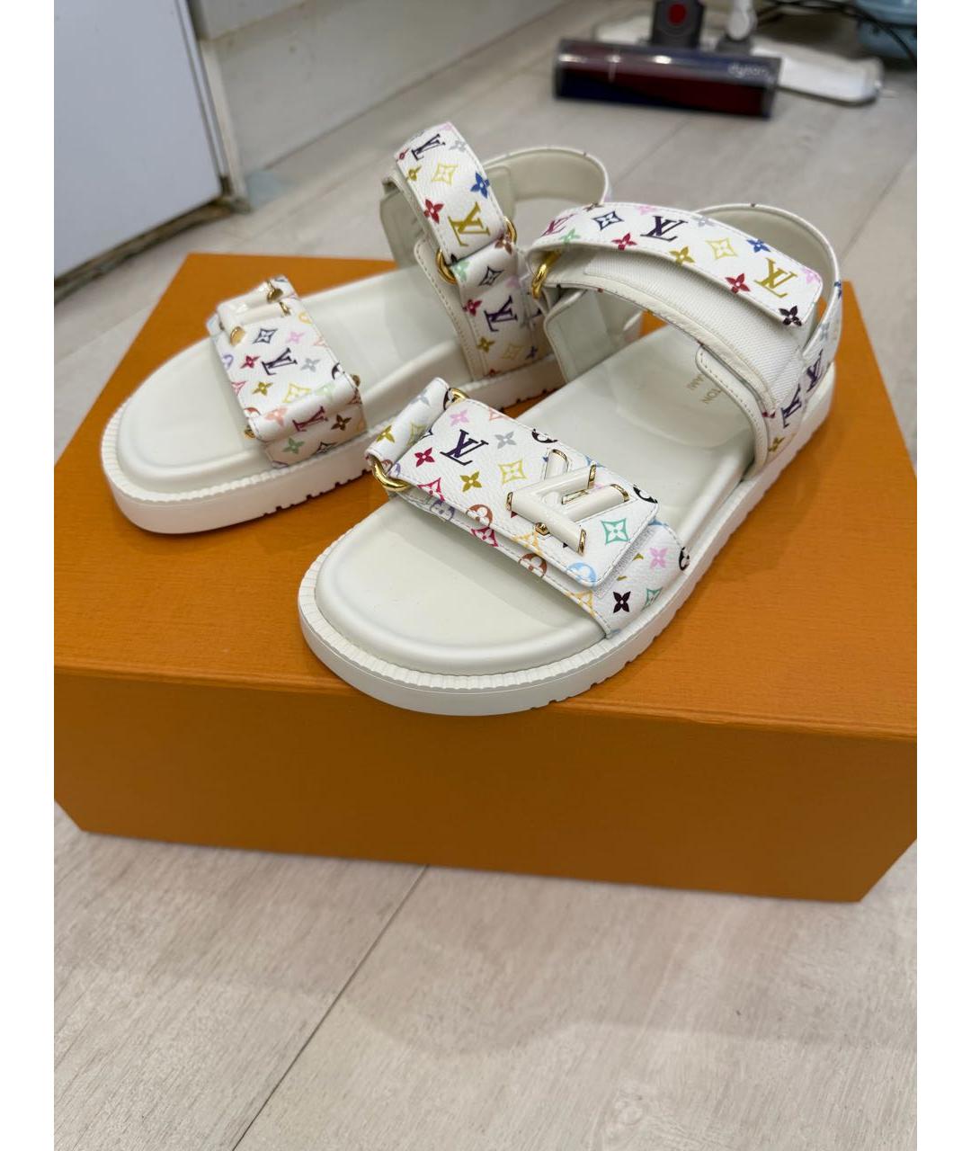 LOUIS VUITTON Белые кожаные сандалии, фото 6