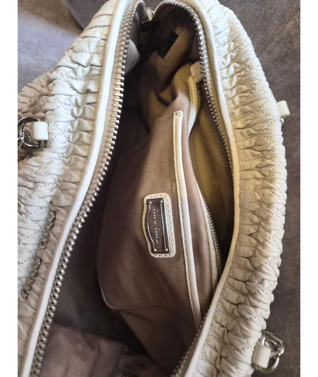 MIU MIU Бежевая кожаная сумка через плечо, фото 4