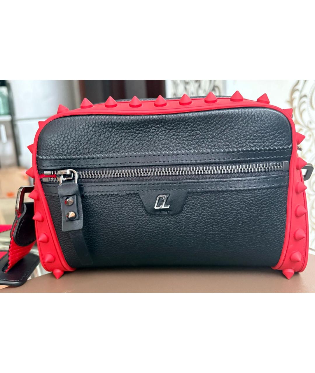 CHRISTIAN LOUBOUTIN Черная кожаная сумка через плечо, фото 5