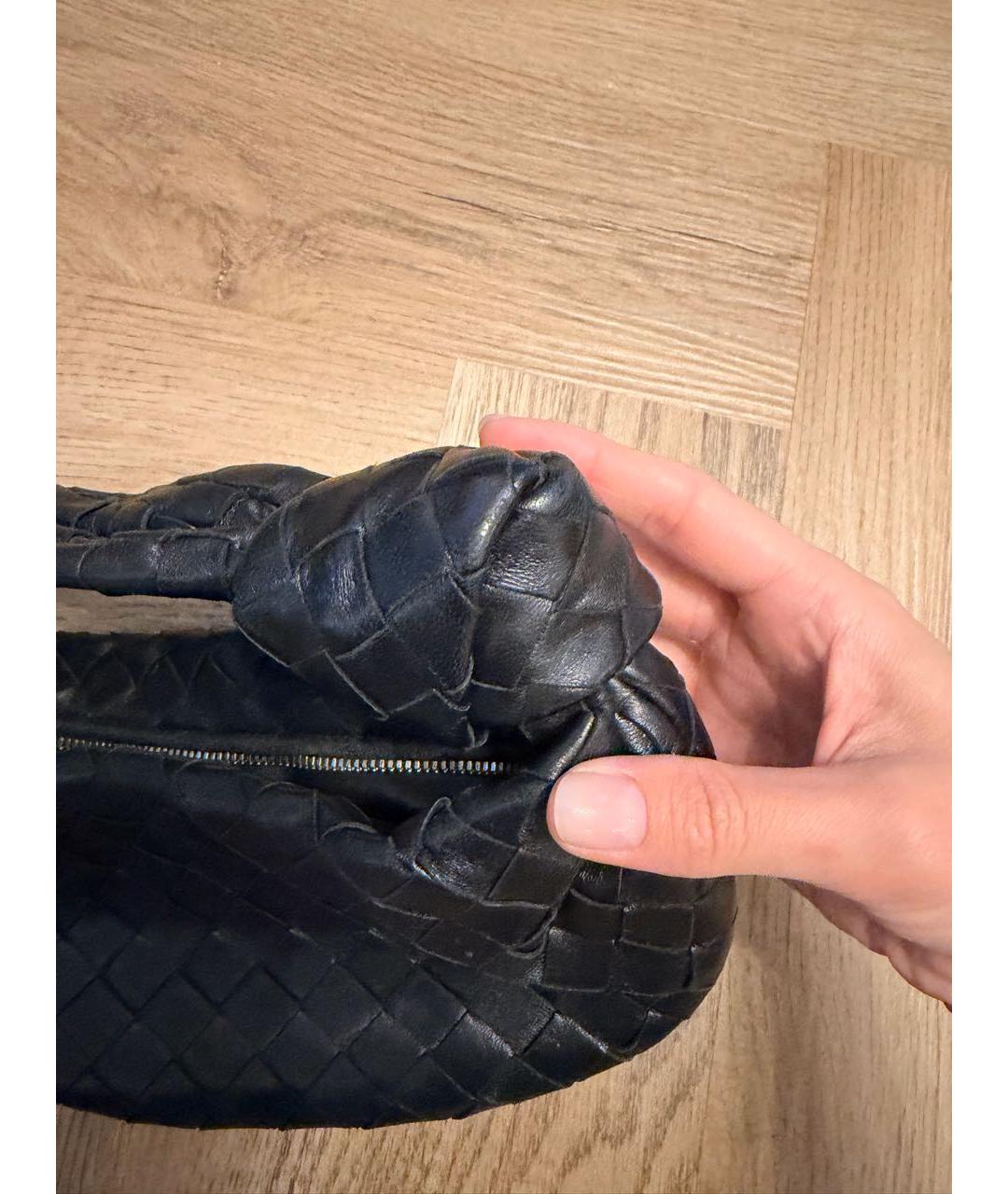 BOTTEGA VENETA Черная кожаная сумка с короткими ручками, фото 3