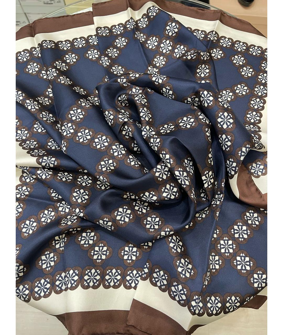 WEEKEND MAX MARA Темно-синий шелковый платок, фото 2