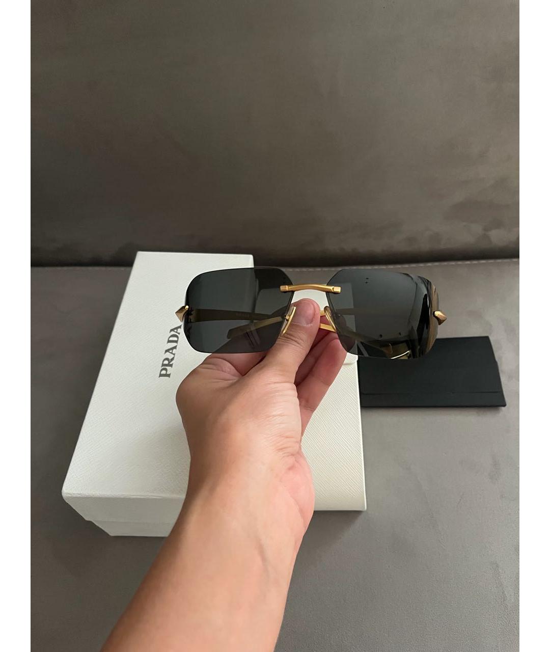 PRADA Черные металлические солнцезащитные очки, фото 5
