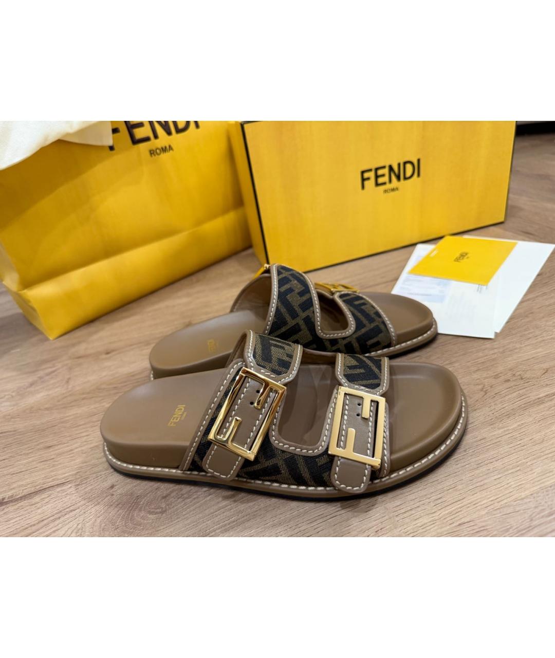 FENDI Коричневые шлепанцы, фото 6