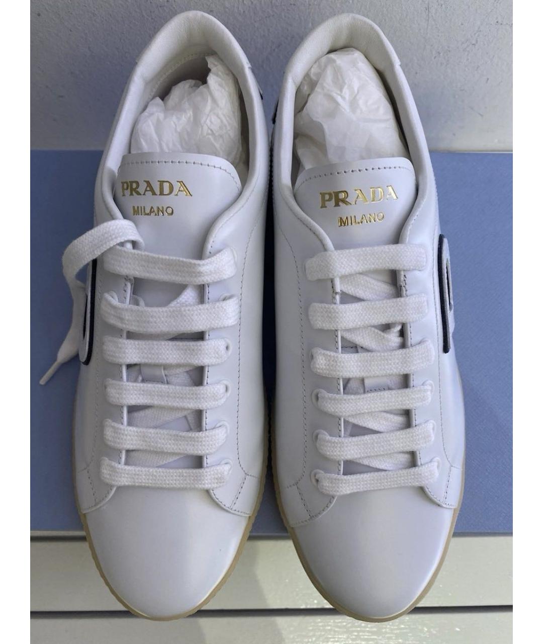 PRADA Белые кожаные кроссовки, фото 3