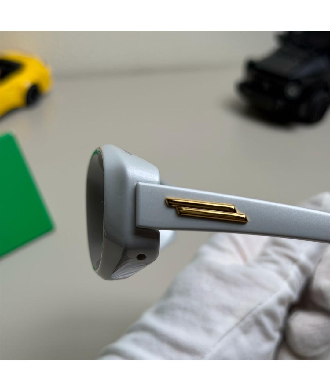 BOTTEGA VENETA Серые пластиковые солнцезащитные очки, фото 4