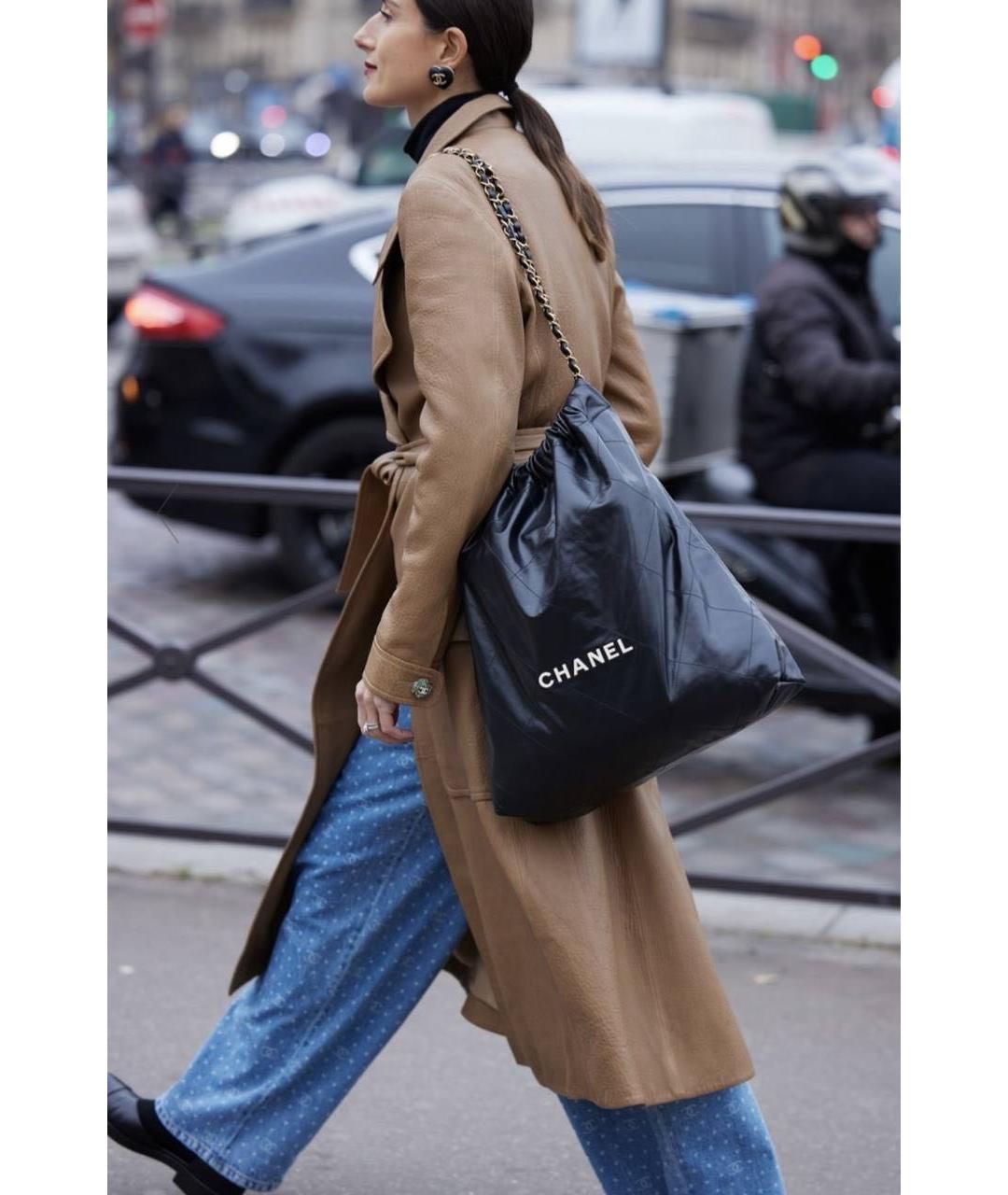 CHANEL Черная кожаная сумка тоут, фото 4