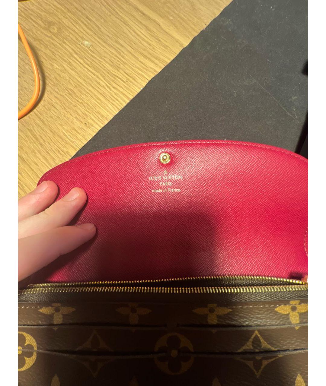 LOUIS VUITTON Коричневый кожаный кошелек, фото 5