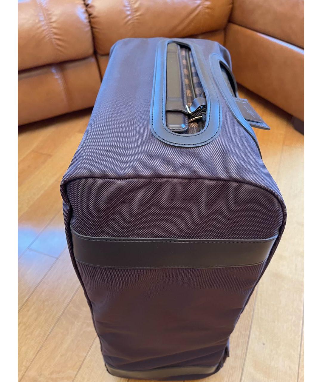 LOUIS VUITTON Коричневый чемодан из искусственной кожи, фото 8