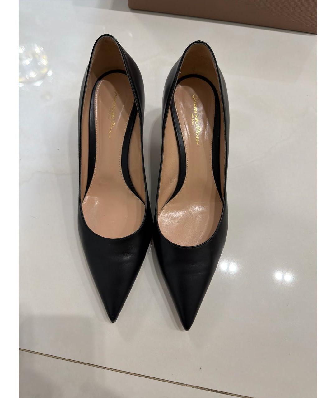 GIANVITO ROSSI Черные кожаные лодочки на низком каблуке, фото 2