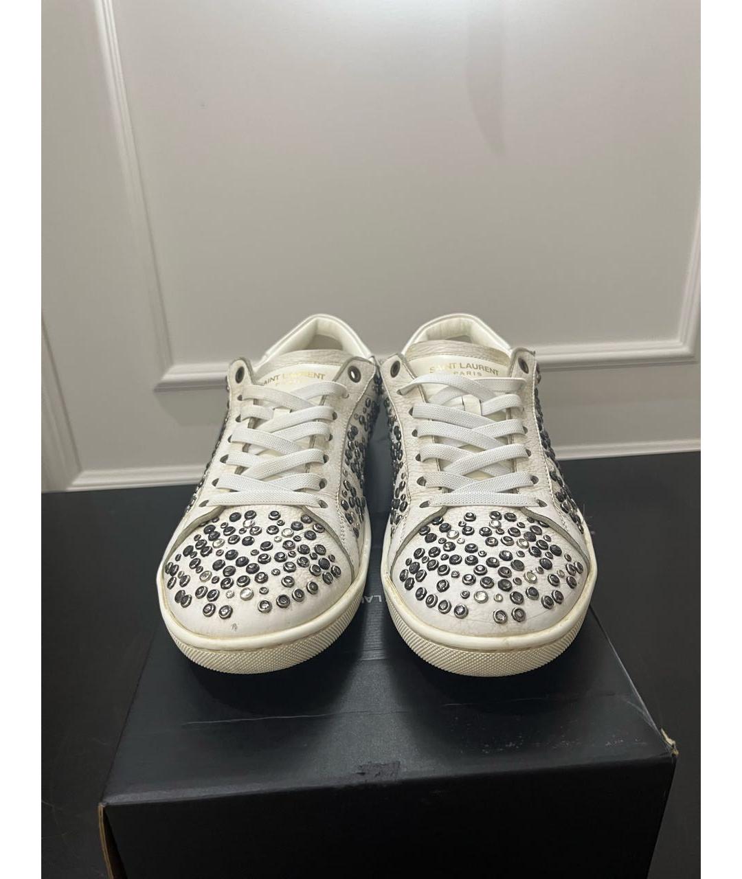 SAINT LAURENT Белые кожаные низкие кроссовки / кеды, фото 2