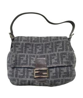 FENDI Сумка через плечо