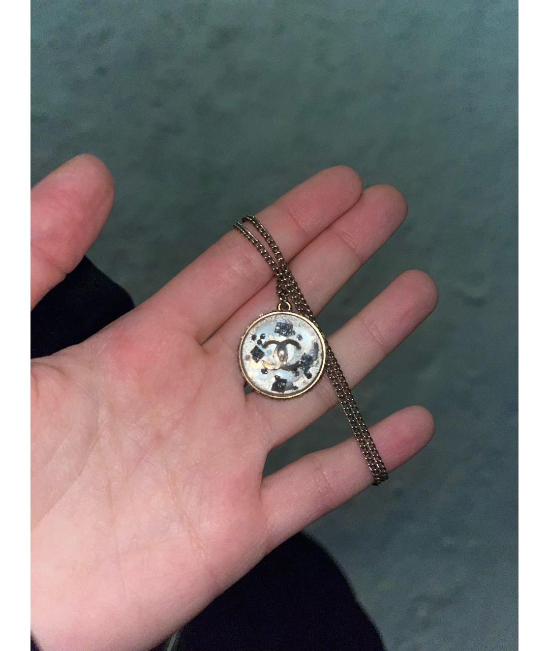 CHANEL Серебряная металлическая подвеска, фото 7