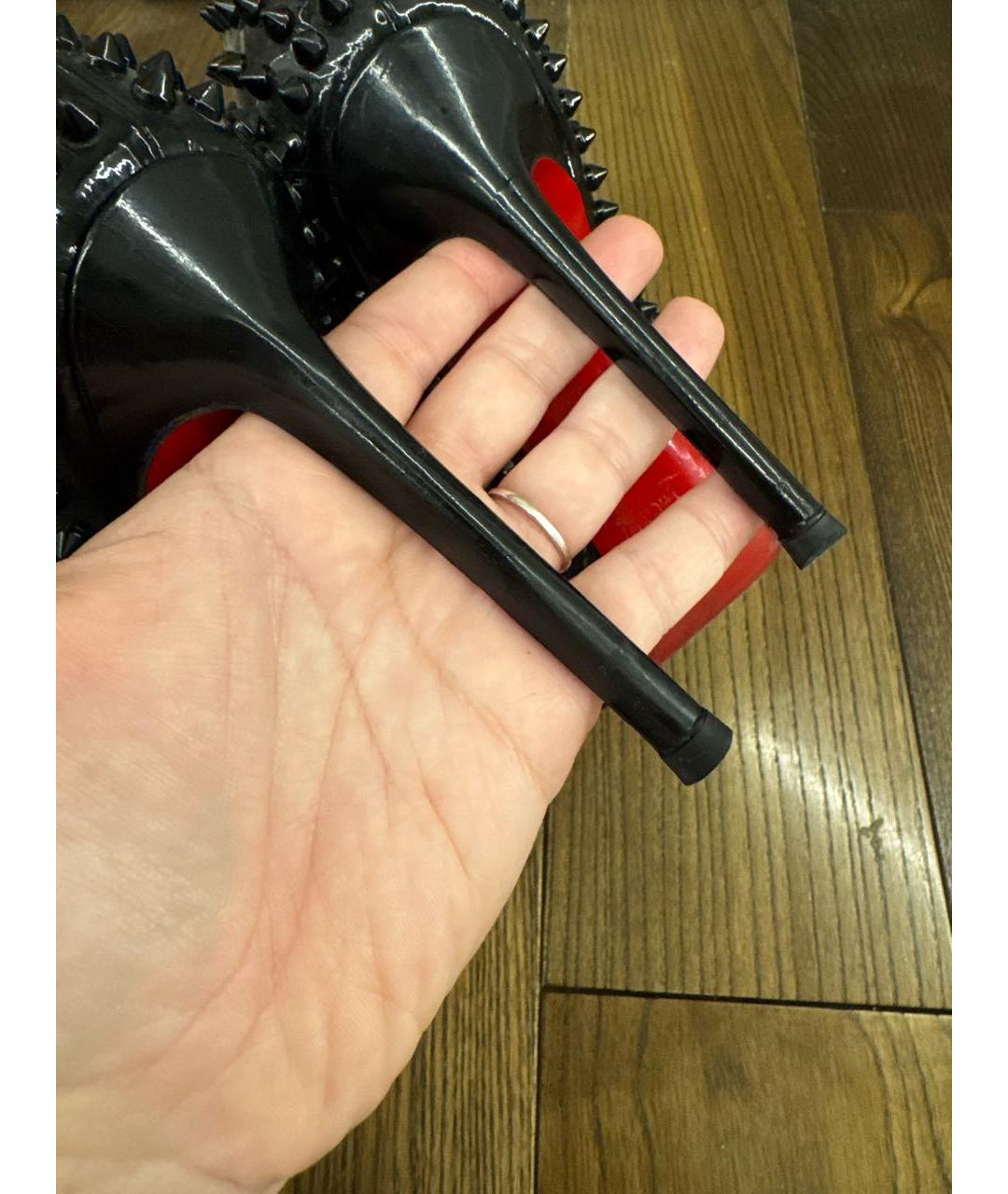 CHRISTIAN LOUBOUTIN Черные кожаные туфли, фото 4