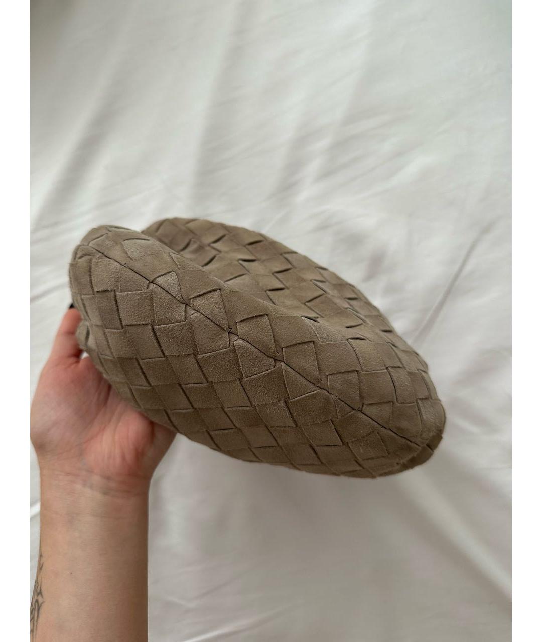 BOTTEGA VENETA Бежевая замшевая сумка с короткими ручками, фото 3