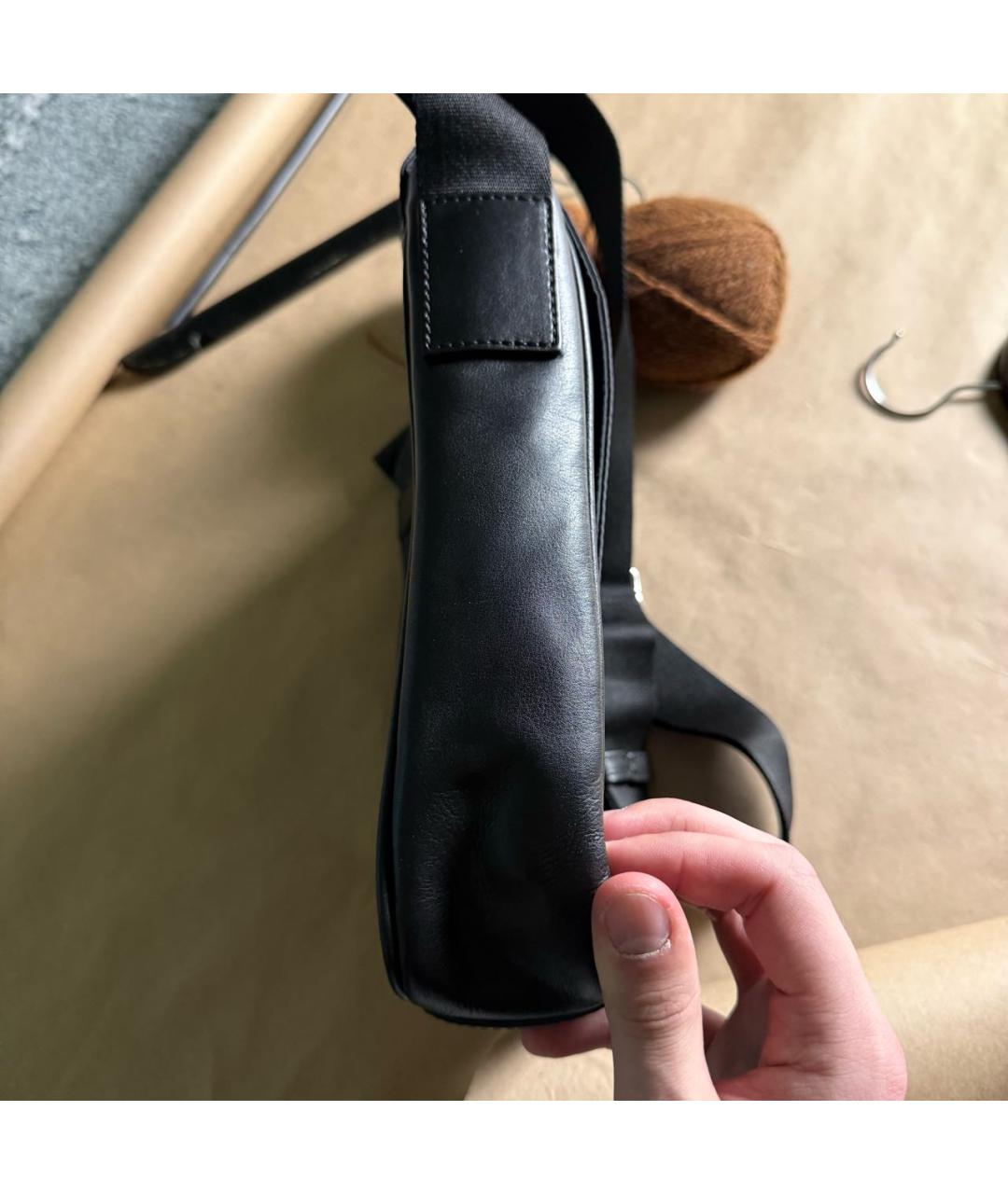 ARMANI COLLEZIONI Черная кожаная сумка на плечо, фото 5