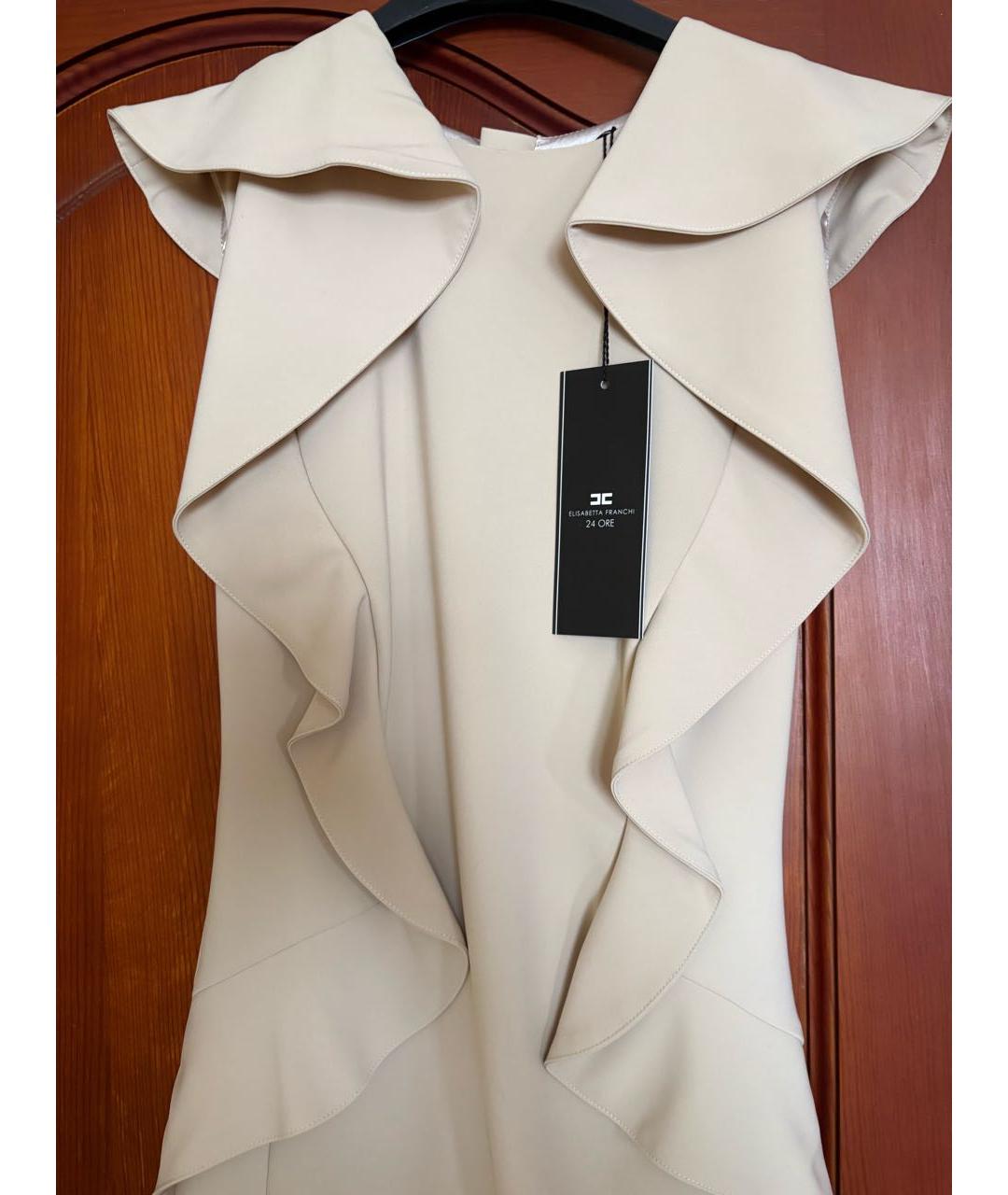 ELISABETTA FRANCHI Бежевое полиэстеровое коктейльное платье, фото 3