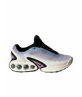 NIKE Кроссовки