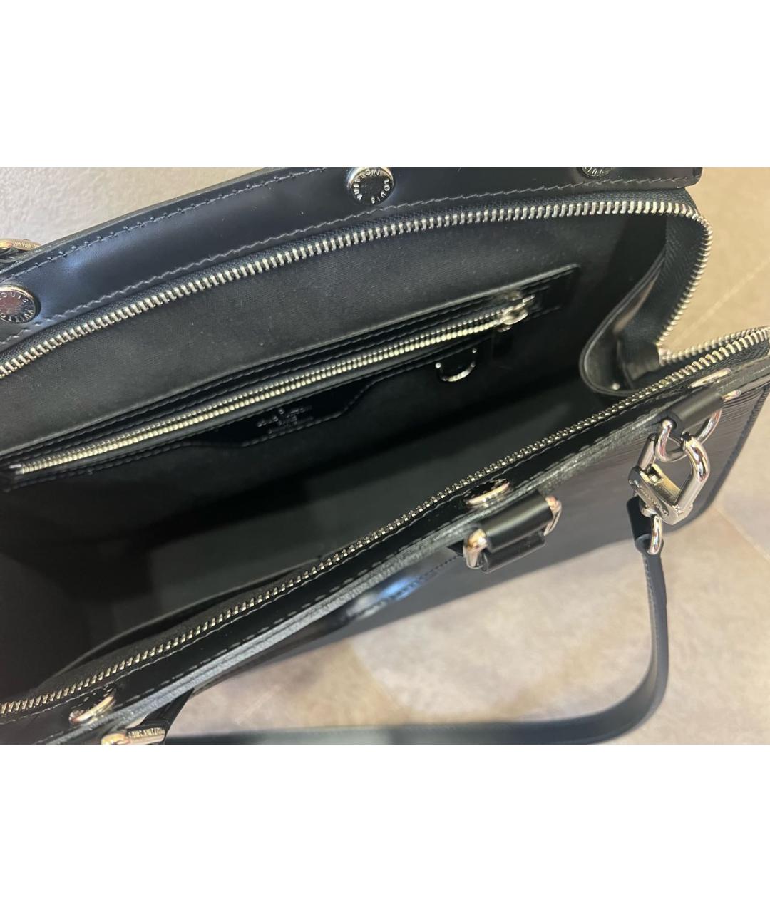 LOUIS VUITTON Черная кожаная сумка с короткими ручками, фото 4