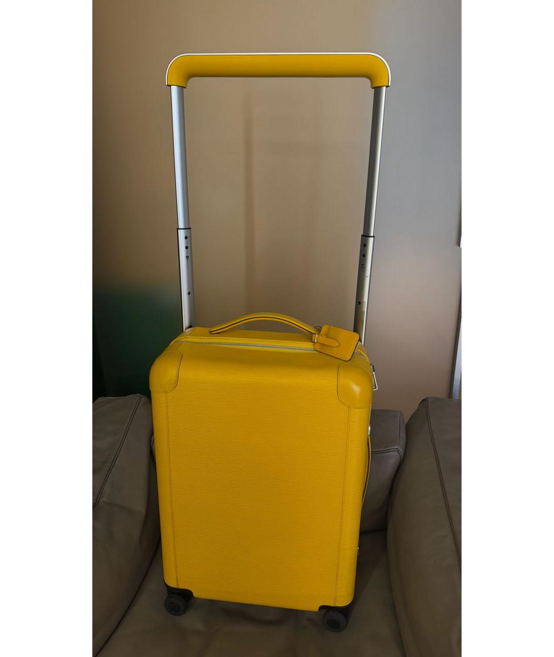 LOUIS VUITTON Желтый кожаный чемодан, фото 6