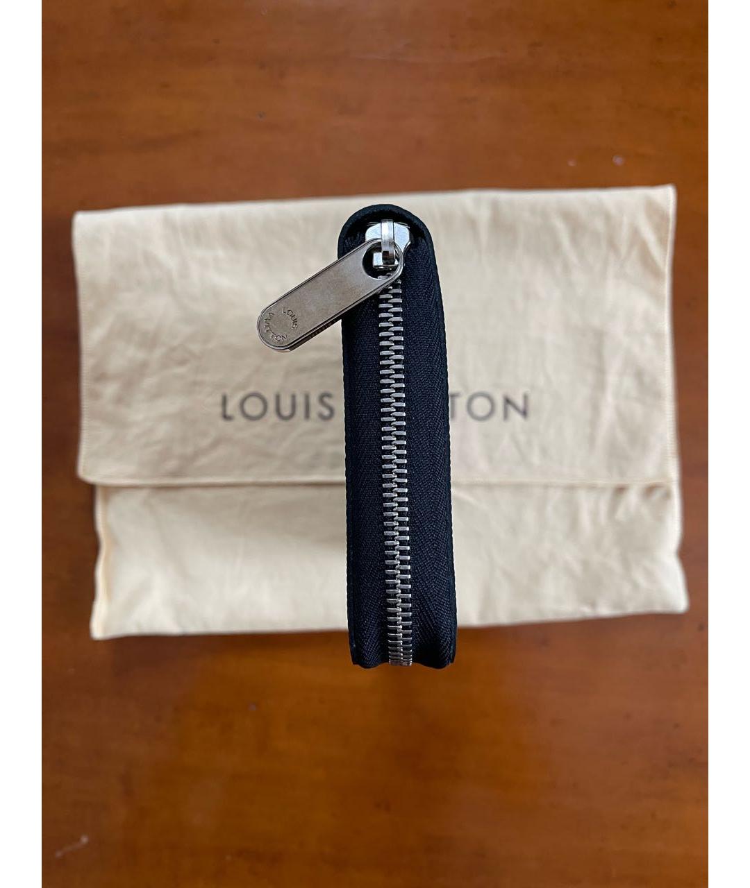 LOUIS VUITTON Черный кожаный кошелек, фото 4