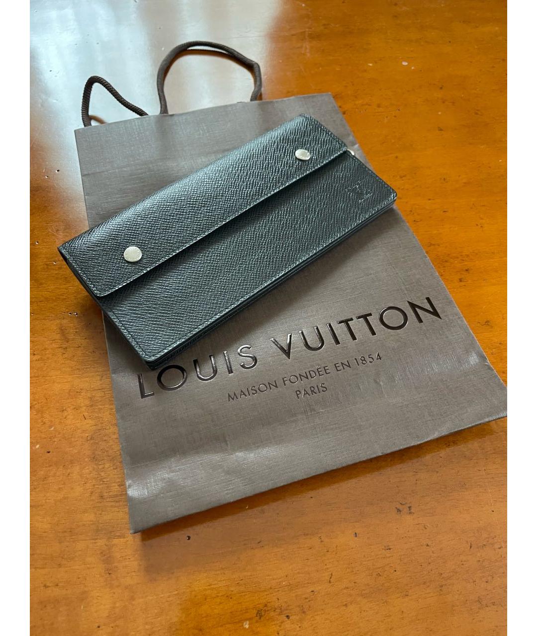 LOUIS VUITTON Черный кожаный кошелек, фото 5