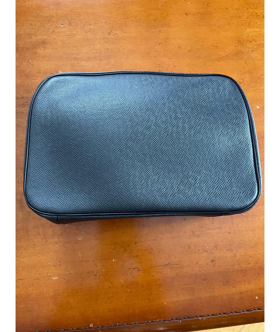 LOUIS VUITTON Черный кожаный кошелек, фото 2