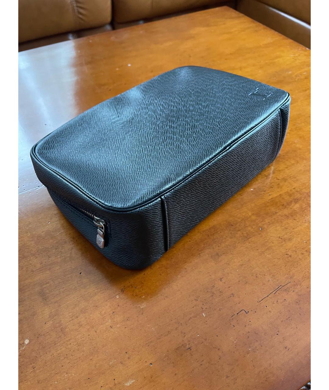 LOUIS VUITTON Черный кожаный кошелек, фото 5