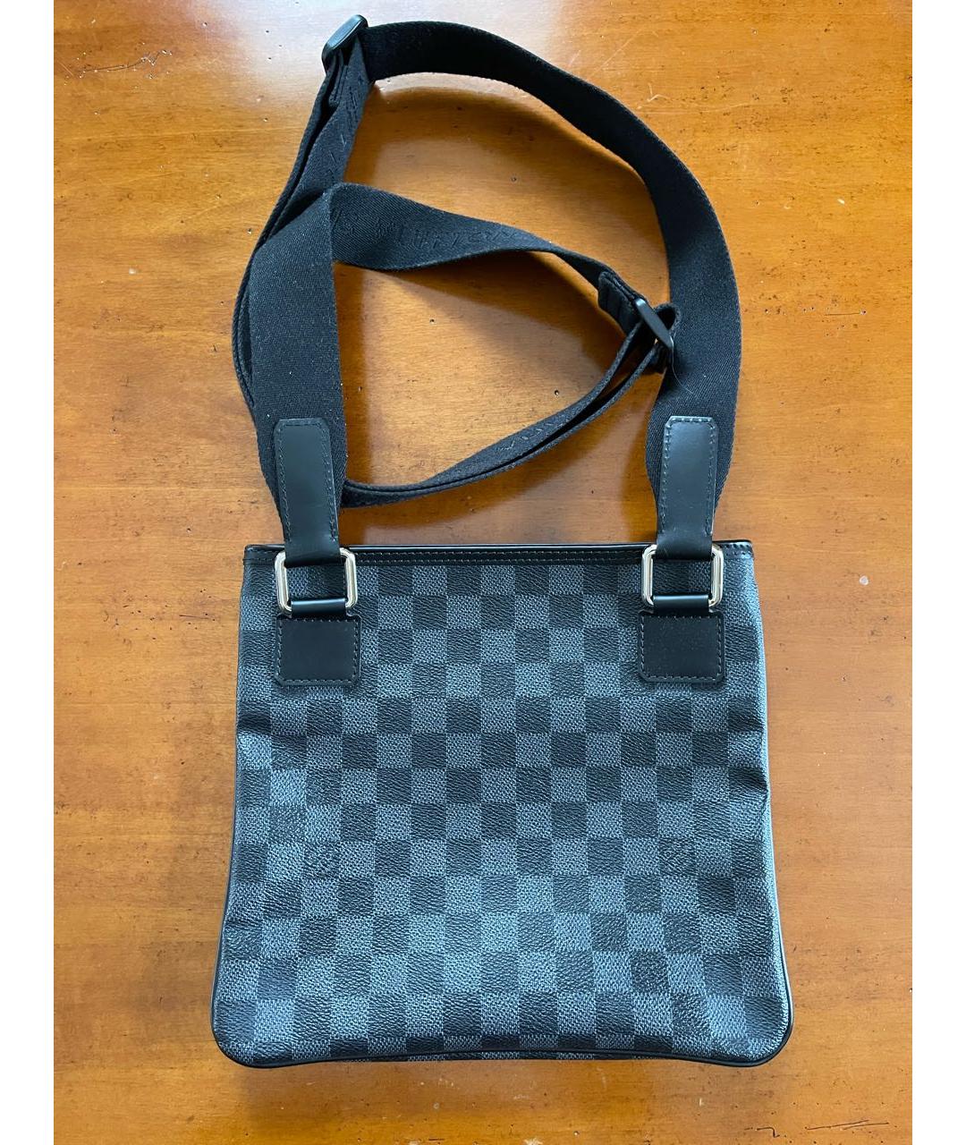 LOUIS VUITTON Антрацитовая сумка на плечо, фото 2