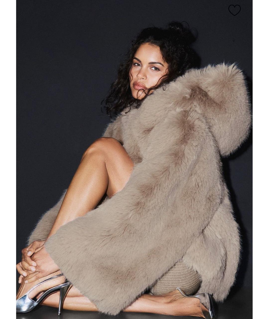 ALO YOGA Бежевая меховая шуба, фото 5