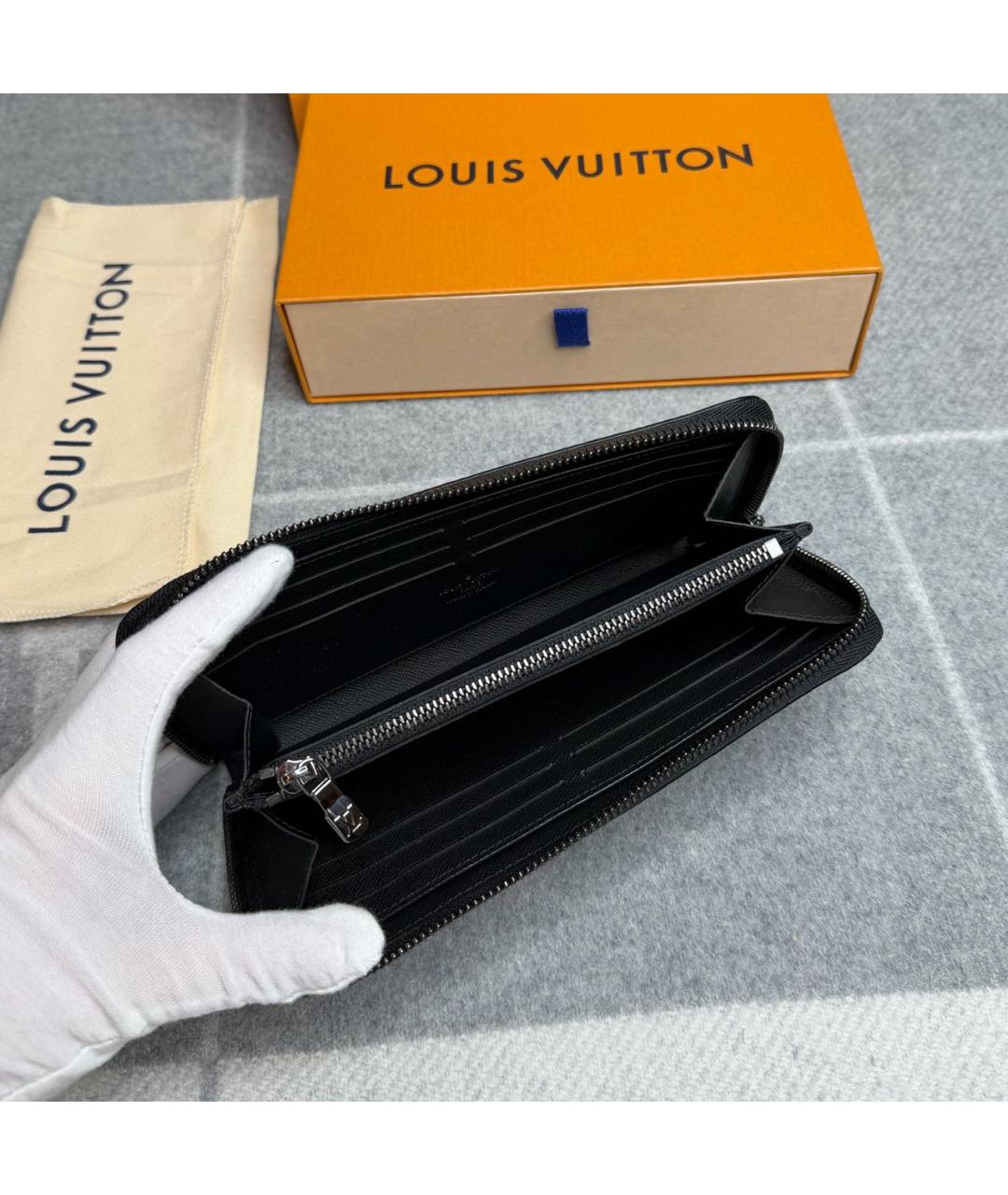 LOUIS VUITTON Черный кошелек, фото 5