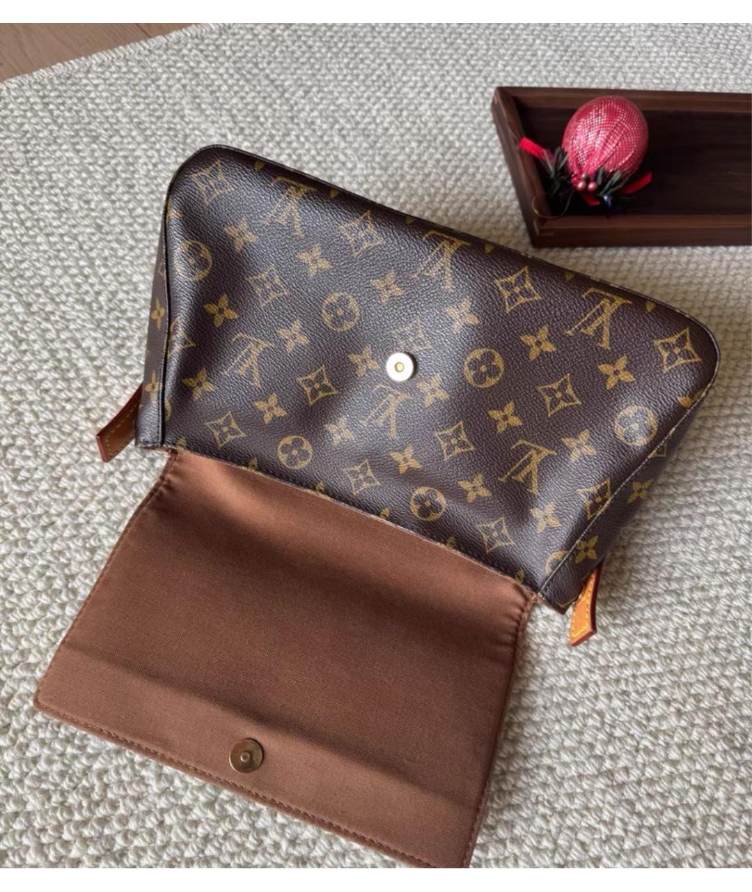 LOUIS VUITTON Коричневая сумка через плечо, фото 6