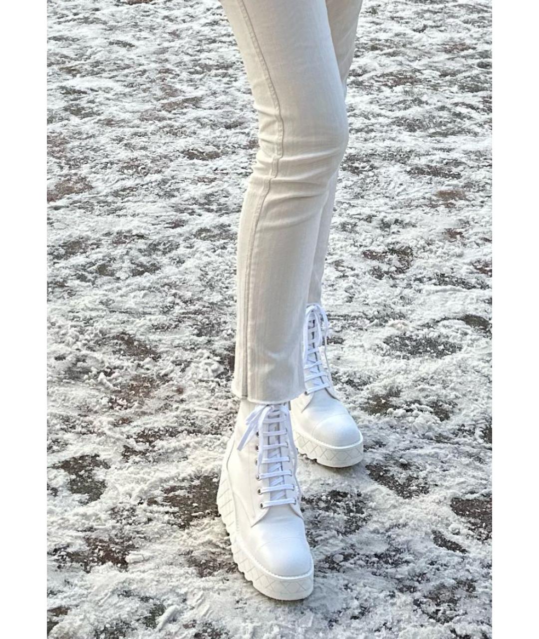 CHANEL Белые кожаные ботинки, фото 5