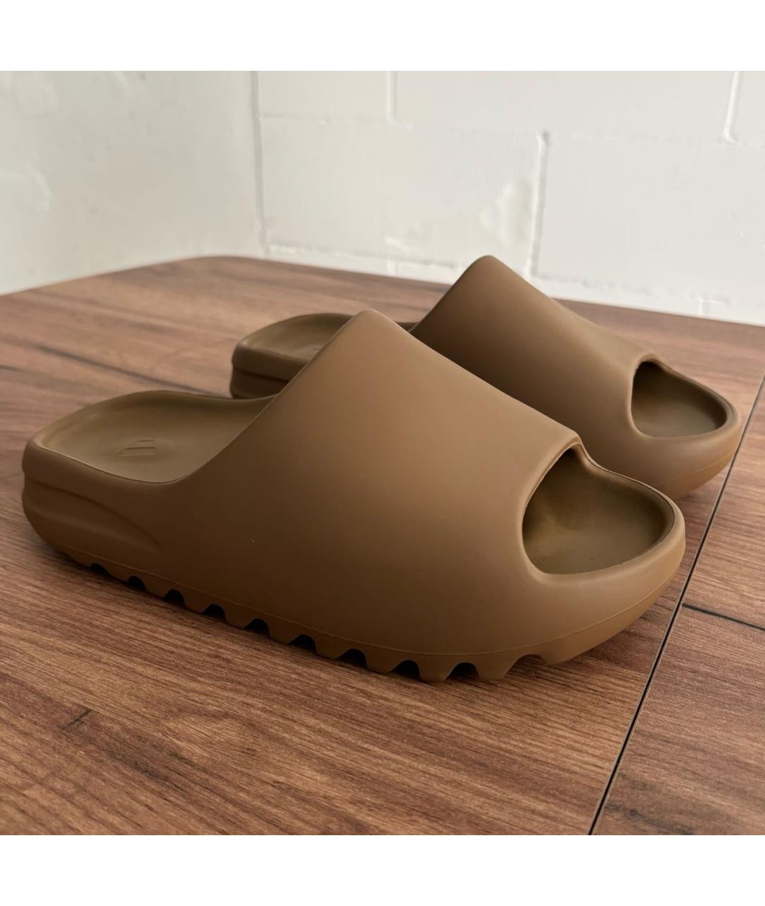 ADIDAS YEEZY Коричневые шлепанцы, фото 2
