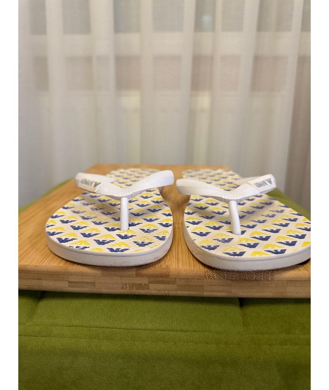 EMPORIO ARMANI Белые резиновые шлепанцы, фото 3