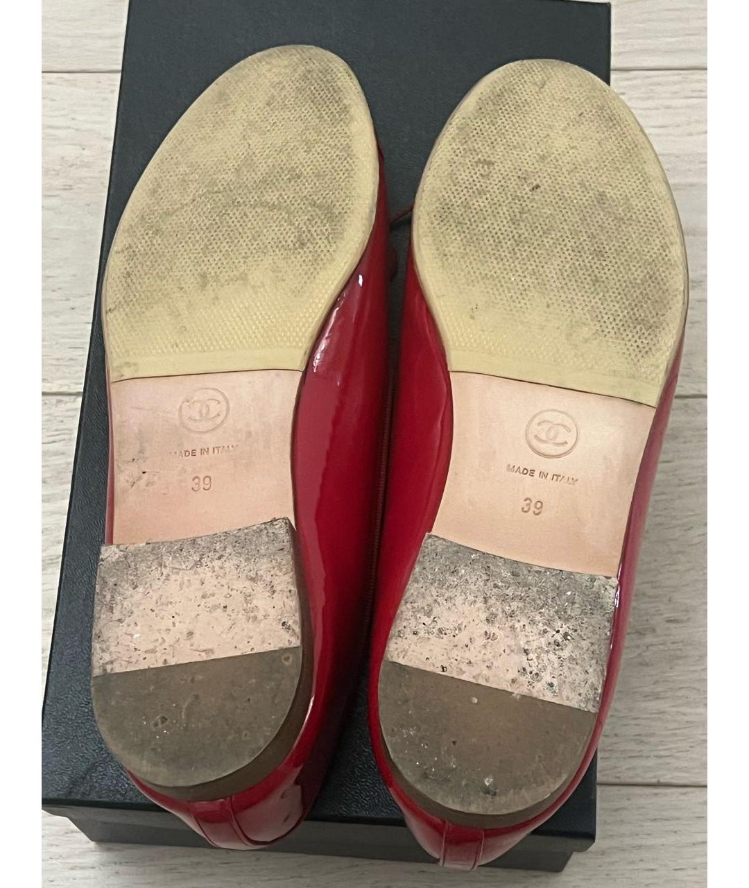 CHANEL Красные балетки из лакированной кожи, фото 7