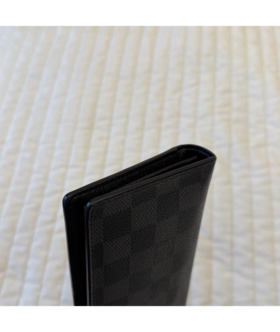 LOUIS VUITTON Антрацитовый кожаный кошелек, фото 6