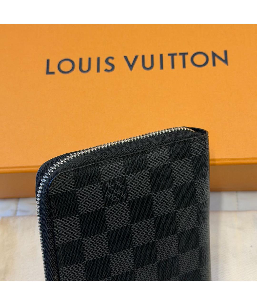 LOUIS VUITTON Антрацитовый кожаный кошелек, фото 8