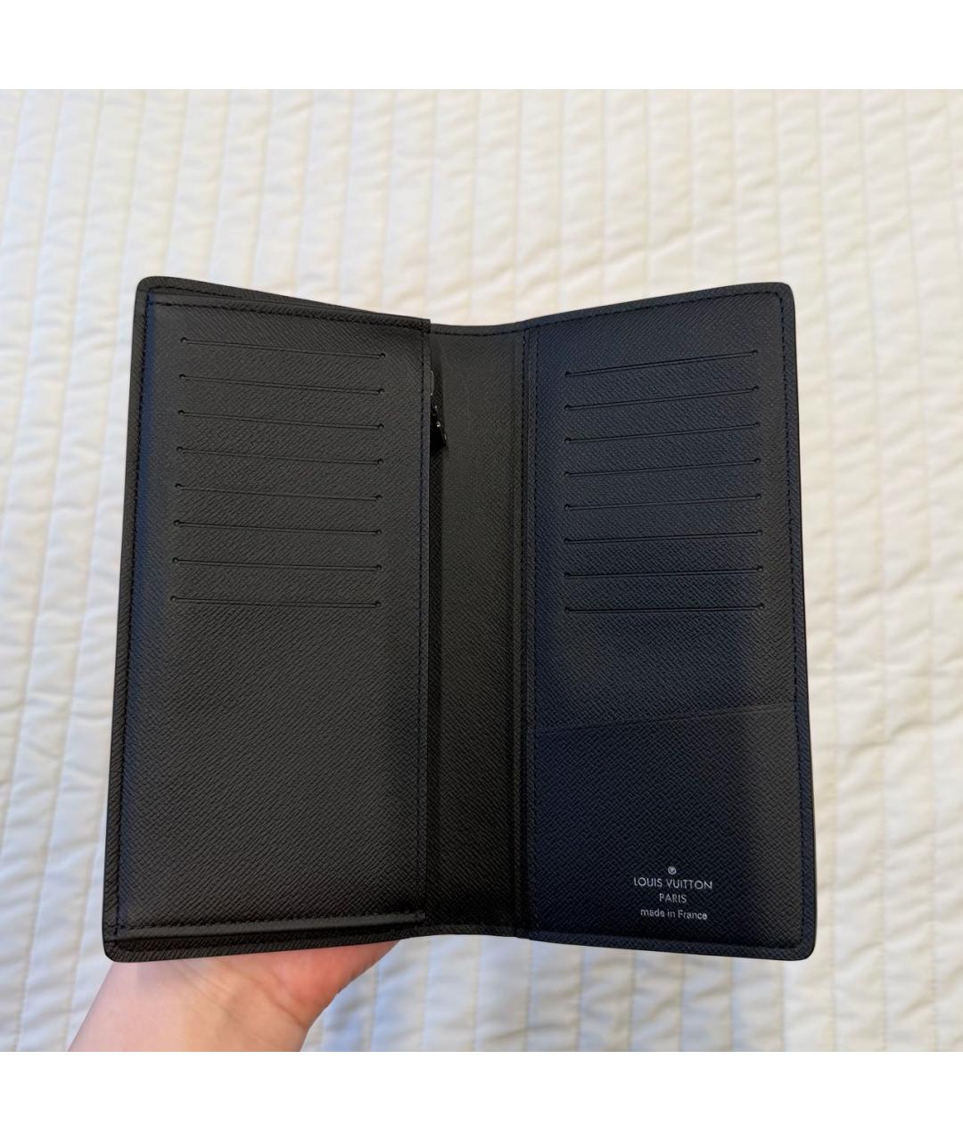 LOUIS VUITTON Антрацитовый кожаный кошелек, фото 4
