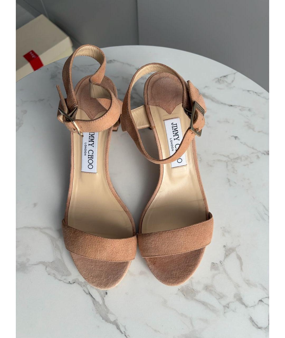 JIMMY CHOO Бежевые замшевые босоножки, фото 2